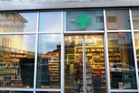 Pharmacy. The Dutch for "pharmacy" is "apotheek".