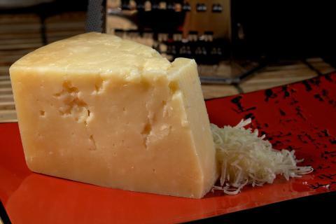 The cheese. The Dutch for "the cheese" is "de kaas". The cheese. The Dutch for "the cheese" is "de kaas".