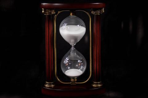Minutes. The Dutch for "minutes" is "minuten". Minutes. The Dutch for "minutes" is "minuten".