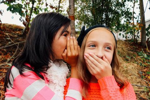 Whispering. The Dutch for "whispering" is "gefluister". Whispering. The Dutch for "whispering" is "gefluister".
