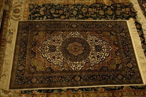 Rug. The Dutch for "rug" is "kleed". Rug. The Dutch for "rug" is "kleed".