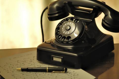 The telephone. The Dutch for "the telephone" is "de telefoon". The telephone. The Dutch for "the telephone" is "de telefoon".