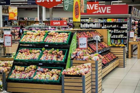 Grocery shop. The Dutch for "grocery shop" is "kruidenierswinkel".