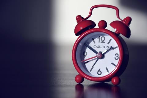 Alarm clock. The Dutch for "alarm clock" is "wekker". Alarm clock. The Dutch for "alarm clock" is "wekker".