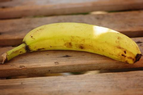 A banana. The French for "a banana" is "une banane". A banana. The French for "a banana" is "une banane".