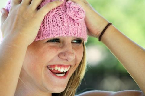 Happy (feminine). The French for "happy (feminine)" is "heureuse". Happy (feminine). The French for "happy (feminine)" is "heureuse".