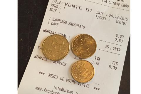 Here you are, keep the change!. The French for "Here you are, keep the change!" is "Voilà, gardez la monnaie !". Here you are, keep the change!. The French for "Here you are, keep the change!" is "Voilà, gardez la monnaie !".