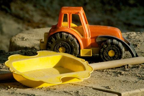 A toy. The French for "a toy" is "un jouet".
