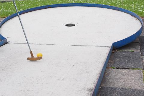 A minigolf. The French for "a minigolf" is "un minigolf". A minigolf. The French for "a minigolf" is "un minigolf".