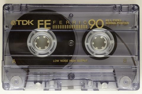 A tape. The French for "a tape" is "une cassette". A tape. The French for "a tape" is "une cassette".