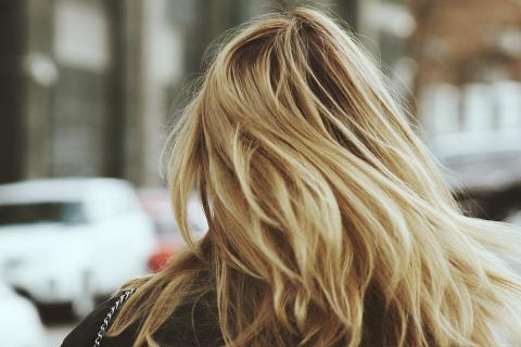 Blond hair. The French for "blond hair" is "des cheveux blonds".