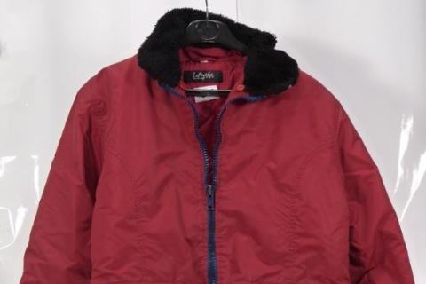 Parka. The French for "parka" is "anorak".