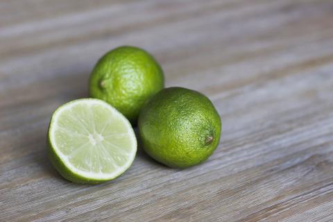 Lime. The French for "lime" is "citron vert". Lime. The French for "lime" is "citron vert".