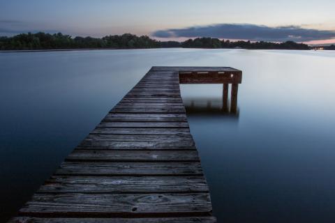 Landing pier. The Thai for "landing pier" is "ท่า". Landing pier. The Thai for "landing pier" is "ท่า".