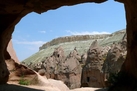 Cave. The Thai for "cave" is "ถ้ำ". Cave. The Thai for "cave" is "ถ้ำ".