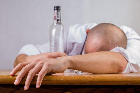 To be drunk. The Thai for "to be drunk" is "เมา". To be drunk. The Thai for "to be drunk" is "เมา".