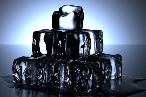 To melt; to thaw. The Thai for "to melt; to thaw" is "ละลาย". To melt; to thaw. The Thai for "to melt; to thaw" is "ละลาย".